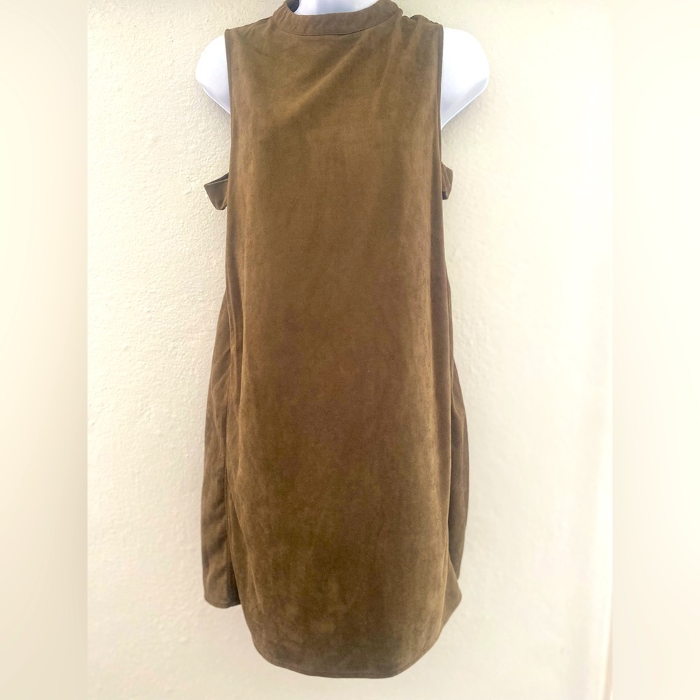 Blakely velvet green dress